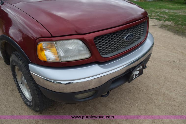 image for item J6556 2001 Ford F150 SuperCab pickup truck
