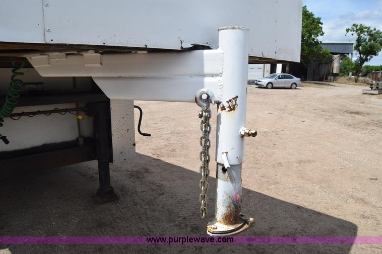 image for item J6575 1990 Pace toy hauler trailer