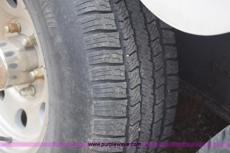 image for item J6575 1990 Pace toy hauler trailer