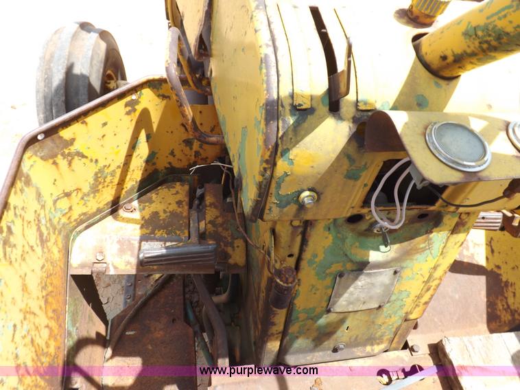 image for item J6964 John Deere 5010 tractor