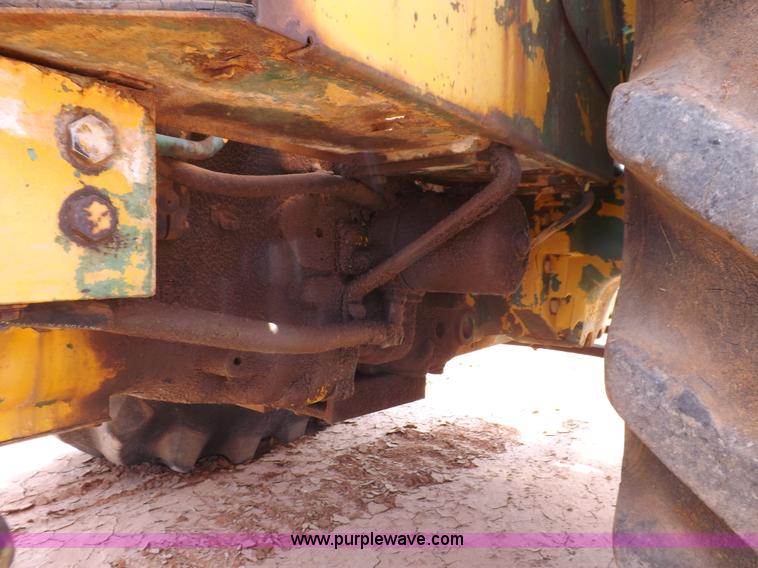 image for item J6964 John Deere 5010 tractor