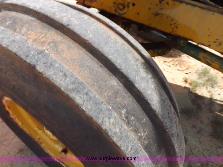 image for item J6964 John Deere 5010 tractor