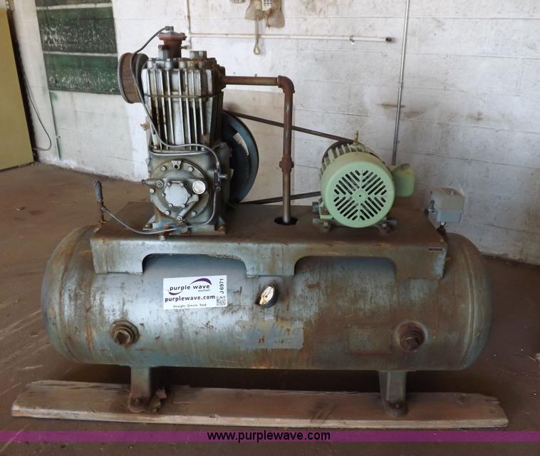 image for item J6971 Air King air compressor