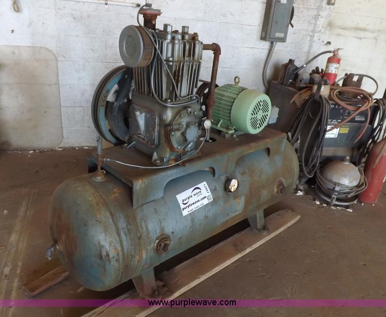 image for item J6971 Air King air compressor