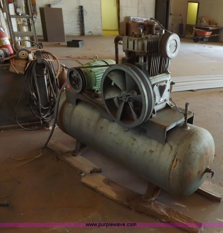 image for item J6971 Air King air compressor