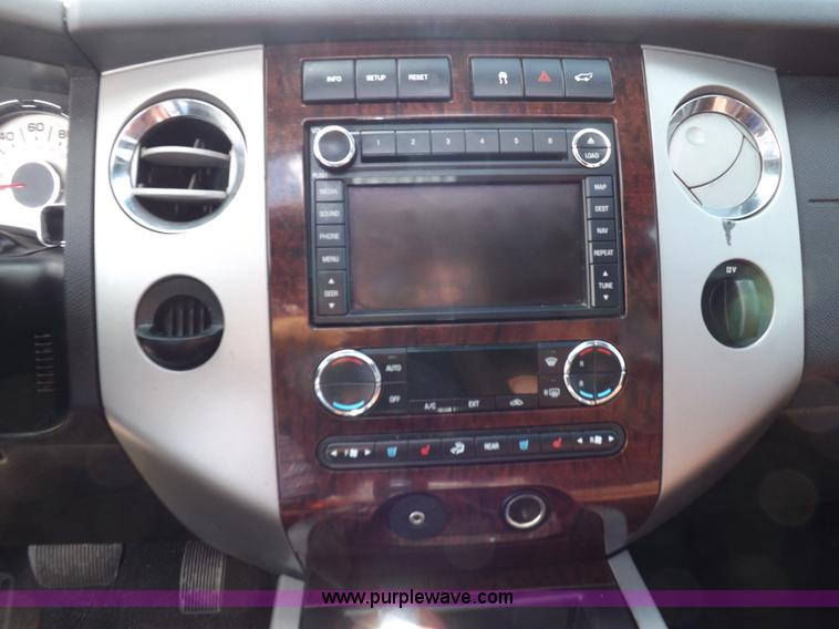 image for item J6998 2008 Ford Expedition King Ranch SUV