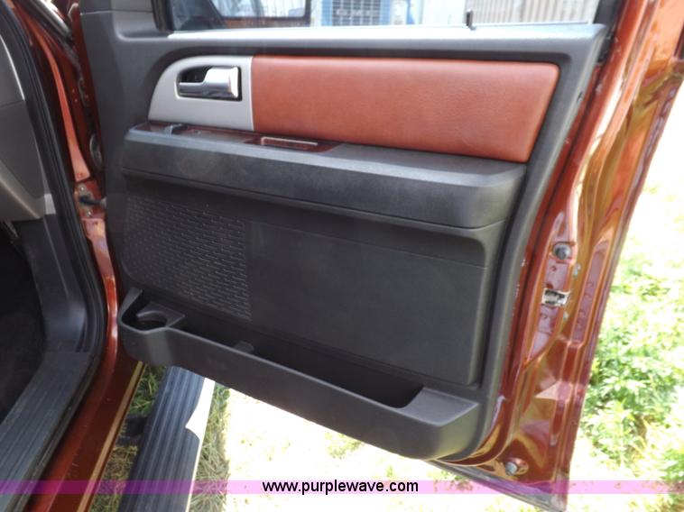 image for item J6998 2008 Ford Expedition King Ranch SUV