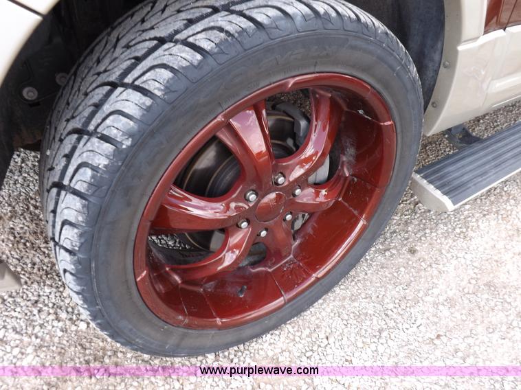 image for item J6998 2008 Ford Expedition King Ranch SUV