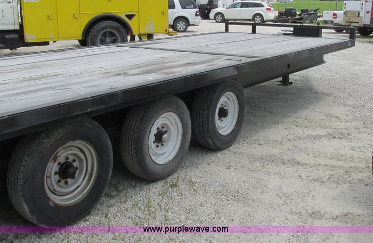 image for item K2161 1996 M&M hydraulic tilt deck trailer