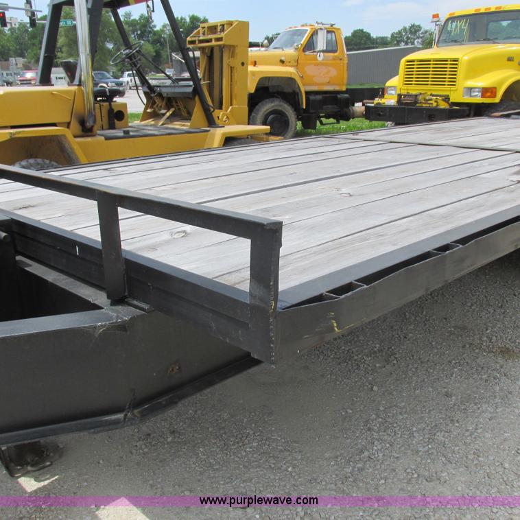 image for item K2161 1996 M&M hydraulic tilt deck trailer