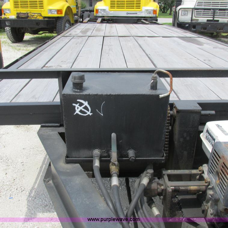 image for item K2161 1996 M&M hydraulic tilt deck trailer