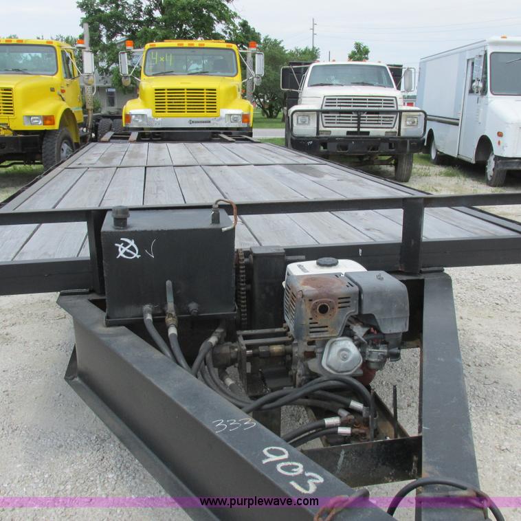 image for item K2161 1996 M&M hydraulic tilt deck trailer