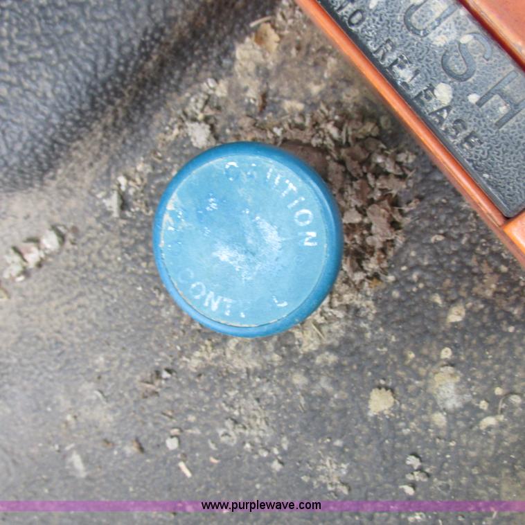 image for item K2162 1993 Ford F700 bucket truck