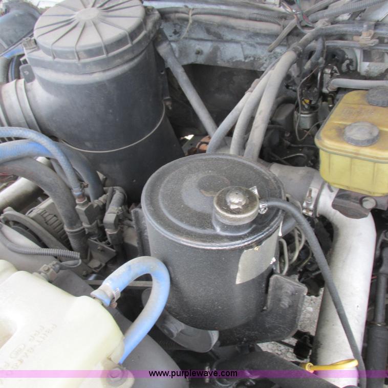 image for item K2162 1993 Ford F700 bucket truck