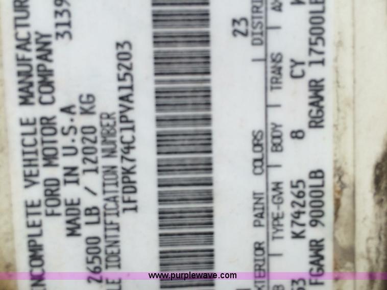 image for item K2162 1993 Ford F700 bucket truck