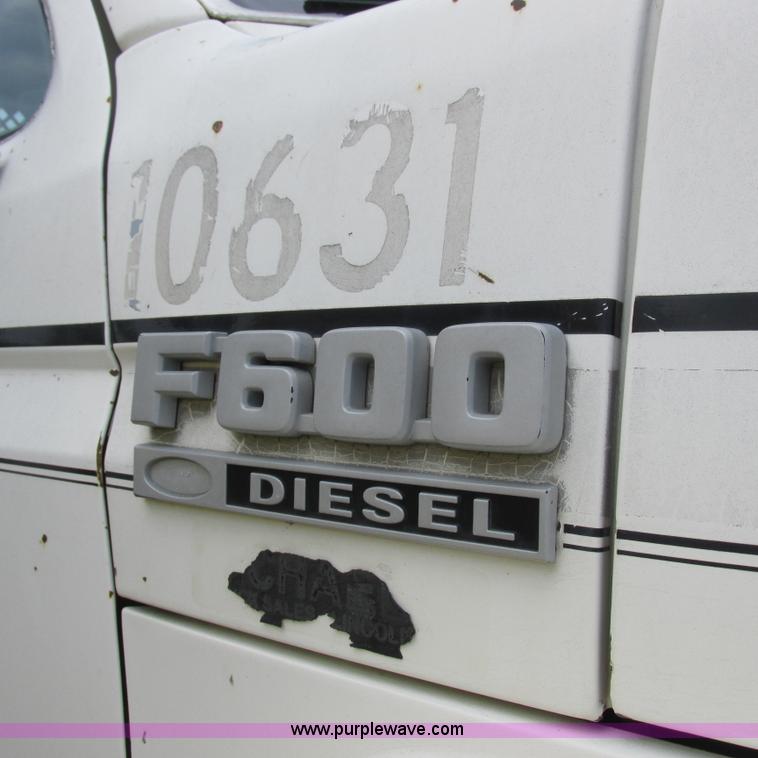 image for item K2163 1988 Ford F600 flatbed truck