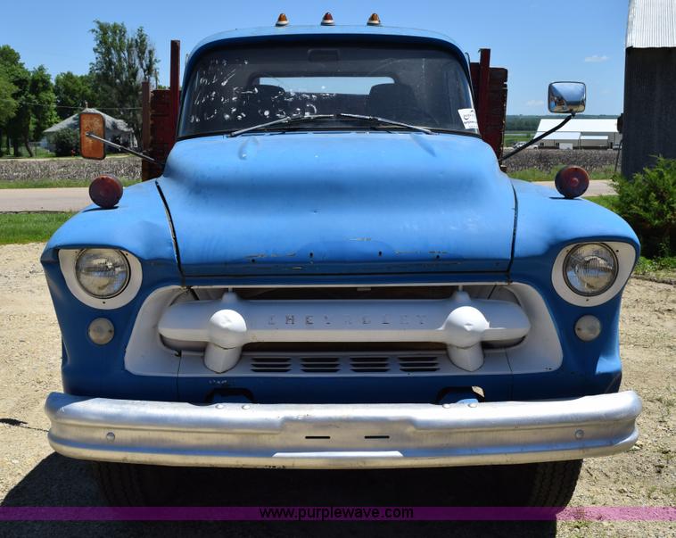 image for item K6020 1957 Chevrolet 6500 flatbed truck