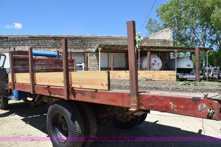 image for item K6020 1957 Chevrolet 6500 flatbed truck