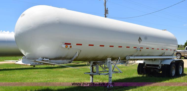 image for item K6026 1958 Riley-Beaird propane tank trailer