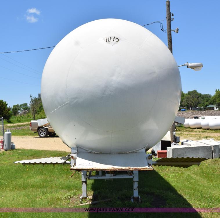 image for item K6026 1958 Riley-Beaird propane tank trailer