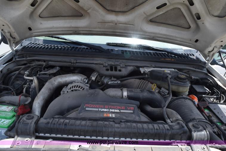 image for item K6100 2006 Ford F550 service truck