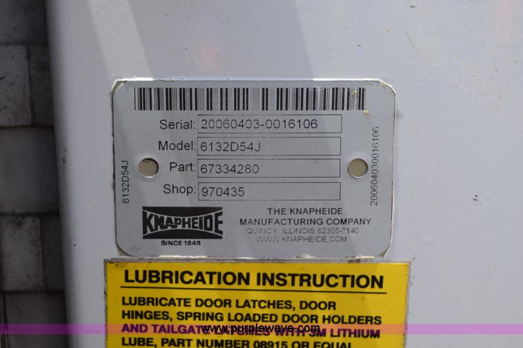 image for item K6100 2006 Ford F550 service truck