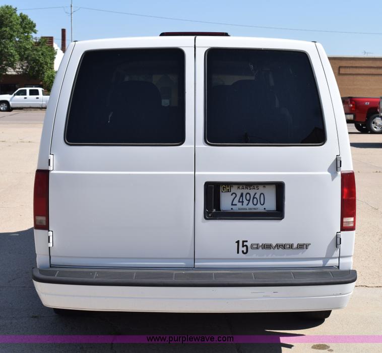 image for item K6104 1997 Chevrolet Astro van