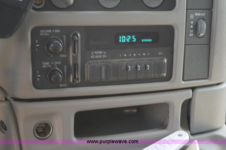 image for item K6104 1997 Chevrolet Astro van