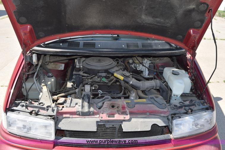 image for item K6105 1992 Chevrolet Lumina APV van