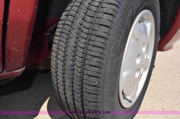 image for item K6105 1992 Chevrolet Lumina APV van