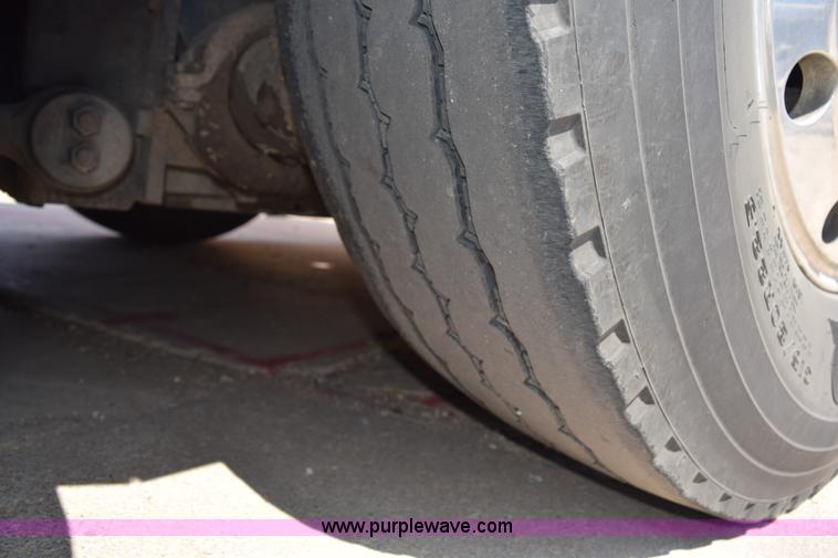 image for item K6106 1989 MCI 102C3 charter bus