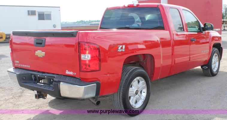 image for item K6930 2008 Chevrolet Silverado 1500 Ext. Cab pickup truck