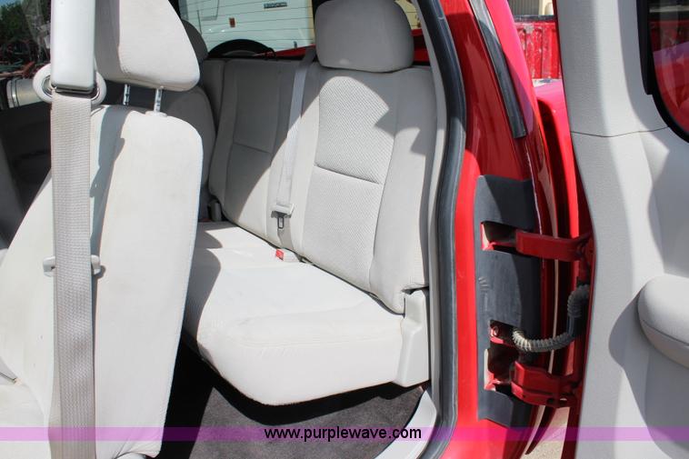 image for item K6930 2008 Chevrolet Silverado 1500 Ext. Cab pickup truck