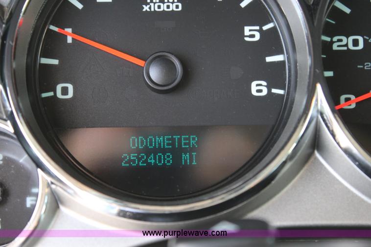 image for item K6930 2008 Chevrolet Silverado 1500 Ext. Cab pickup truck