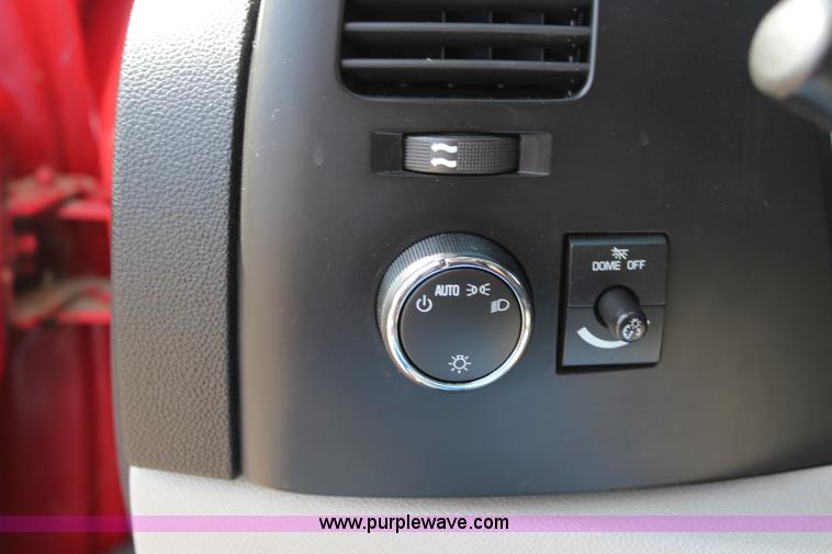 image for item K6930 2008 Chevrolet Silverado 1500 Ext. Cab pickup truck