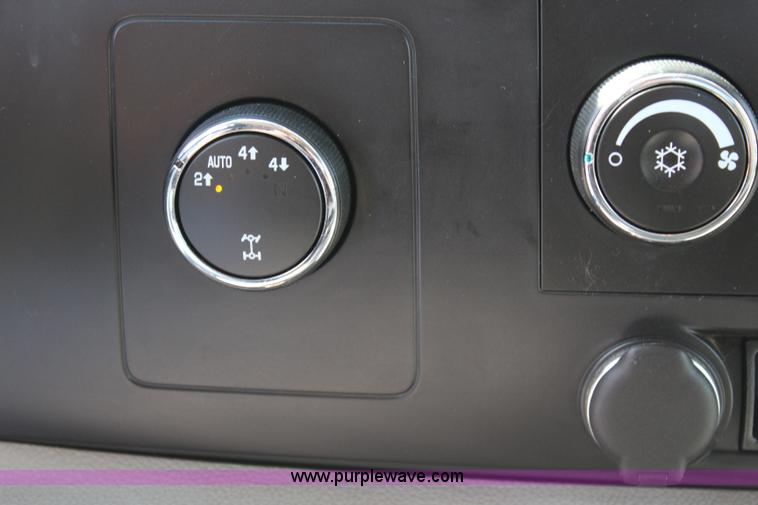 image for item K6930 2008 Chevrolet Silverado 1500 Ext. Cab pickup truck