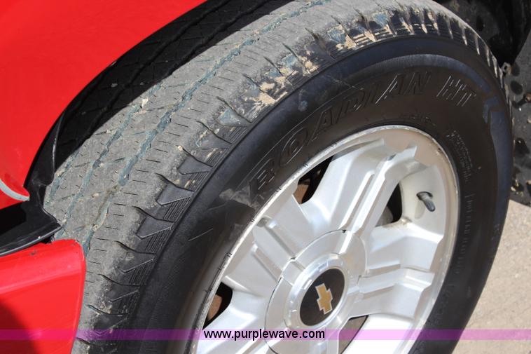 image for item K6930 2008 Chevrolet Silverado 1500 Ext. Cab pickup truck