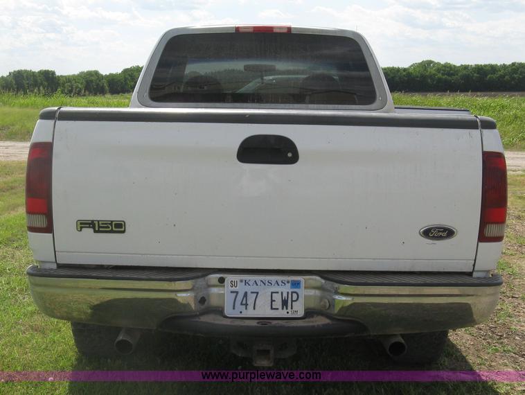 image for item K8611 1998 Ford F150 XLT SuperCab pickup truck