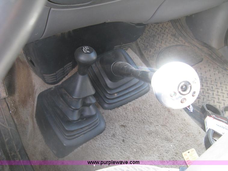 image for item K8611 1998 Ford F150 XLT SuperCab pickup truck