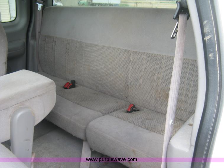 image for item K8611 1998 Ford F150 XLT SuperCab pickup truck