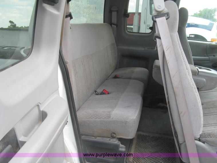 image for item K8611 1998 Ford F150 XLT SuperCab pickup truck