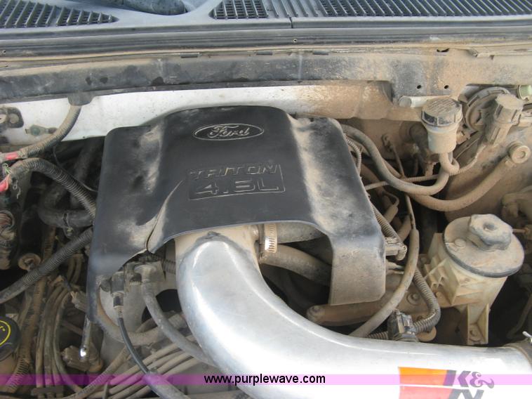 image for item K8611 1998 Ford F150 XLT SuperCab pickup truck