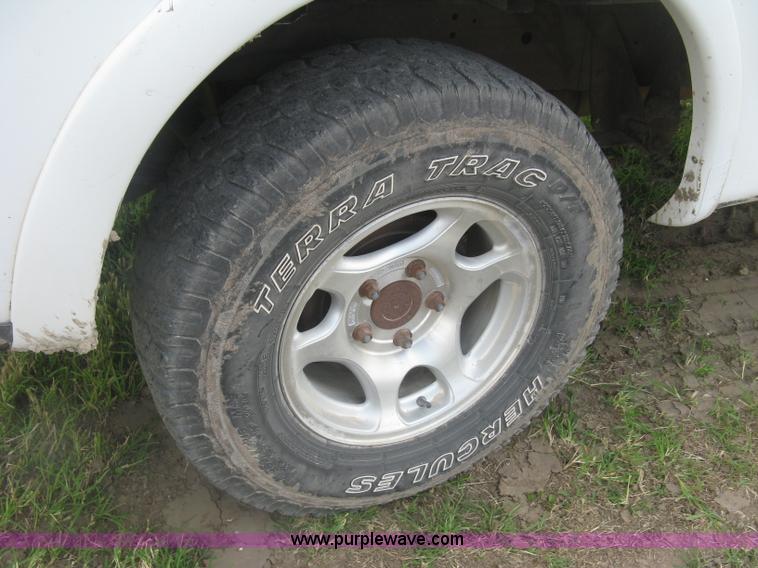 image for item K8611 1998 Ford F150 XLT SuperCab pickup truck