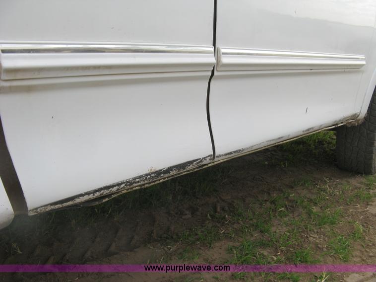 image for item K8611 1998 Ford F150 XLT SuperCab pickup truck