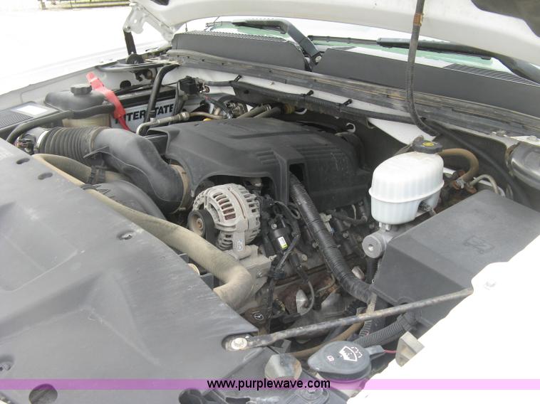 image for item K8643 2008 GMC Sierra 2500HD Ext. Cab pickup truck