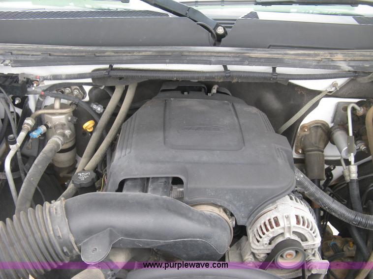 image for item K8643 2008 GMC Sierra 2500HD Ext. Cab pickup truck