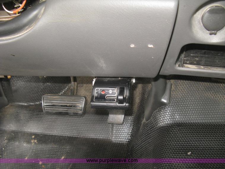 image for item K8644 2007 GMC Sierra Classic 2500HD Ext. Cab pickup truck