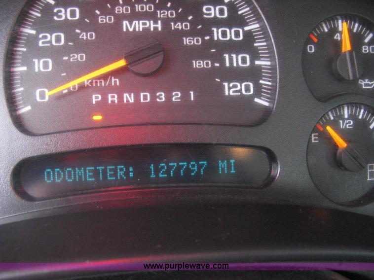 image for item K8644 2007 GMC Sierra Classic 2500HD Ext. Cab pickup truck