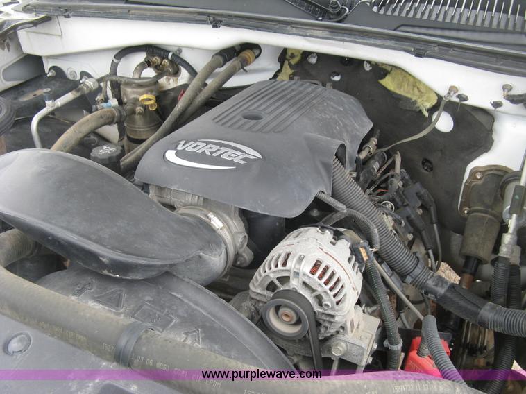 image for item K8644 2007 GMC Sierra Classic 2500HD Ext. Cab pickup truck