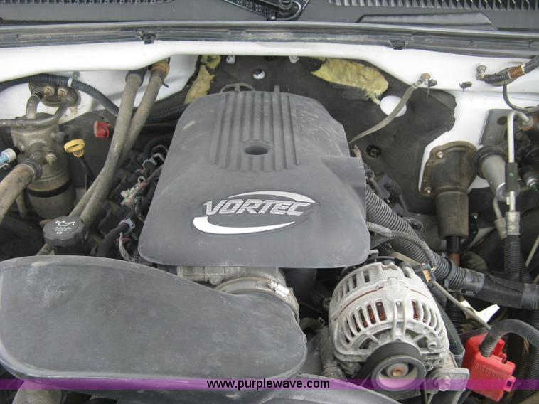 image for item K8644 2007 GMC Sierra Classic 2500HD Ext. Cab pickup truck